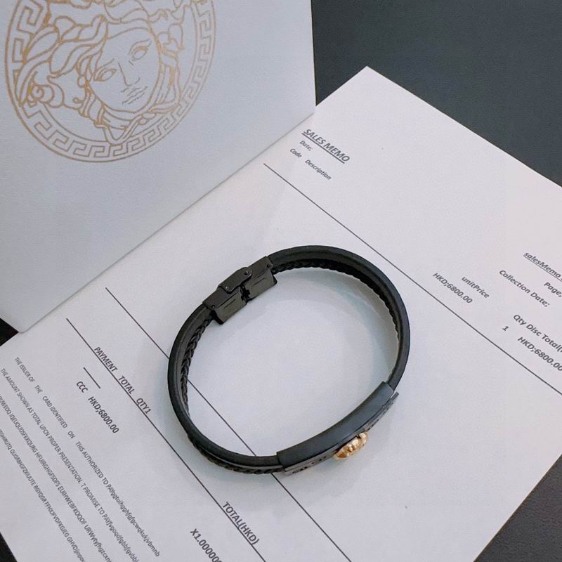 Versace bracelet lyx351